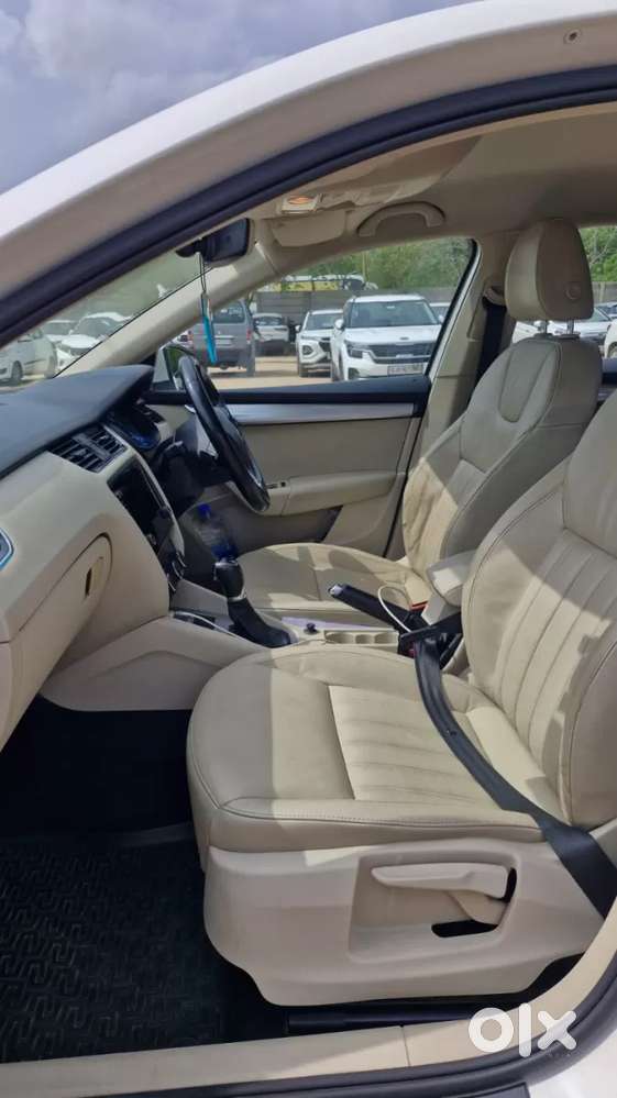 Skoda Octavia 1.8 Tsi Style At, 2018, Petrol