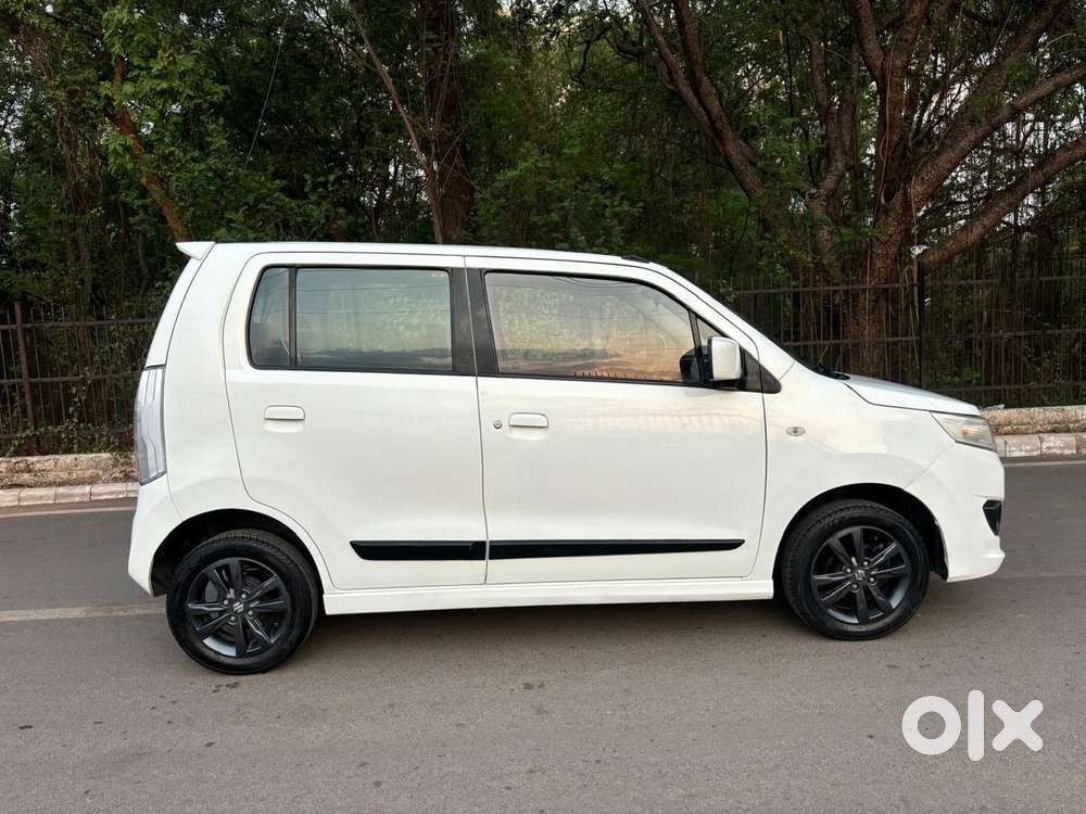 Maruti Suzuki Stingray Vxi, 2015, Petrol