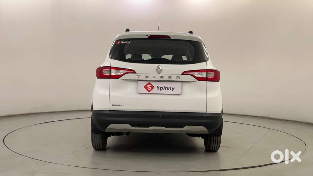 Renault Triber Rxt, 2022, Petrol