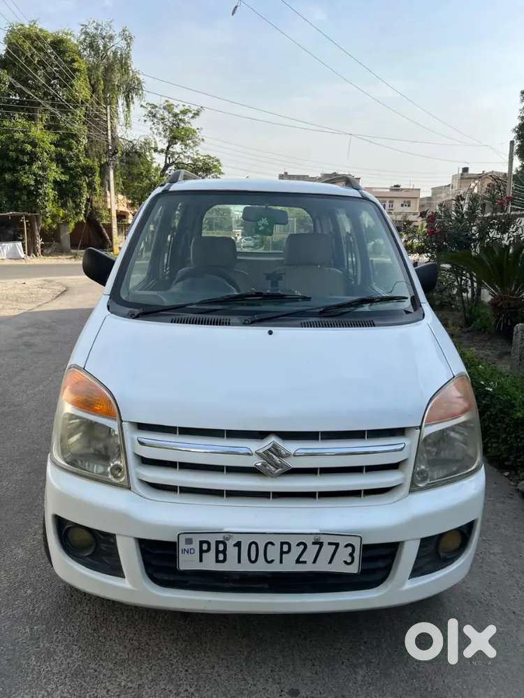 Car In Home Engine Gare Paint Okkk 29 Tak Passs