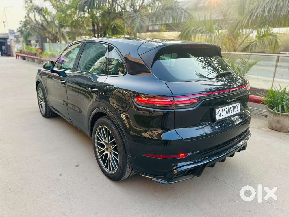 Porsche Cayenne E-hybrid Platinum Edition, 2023, Petrol