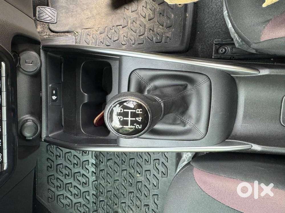 Maruti Suzuki Fronx Alpha 1.0l Turbo Mt, 2024, Petrol