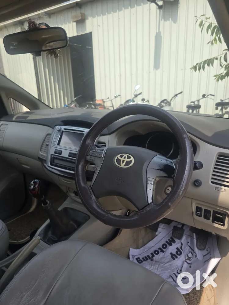 Toyota Innova 2012 Diesel Well Maintained