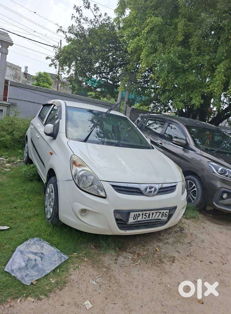 Hyundai I20 Petrol Cvt Magna Executive, 2012, Petrol