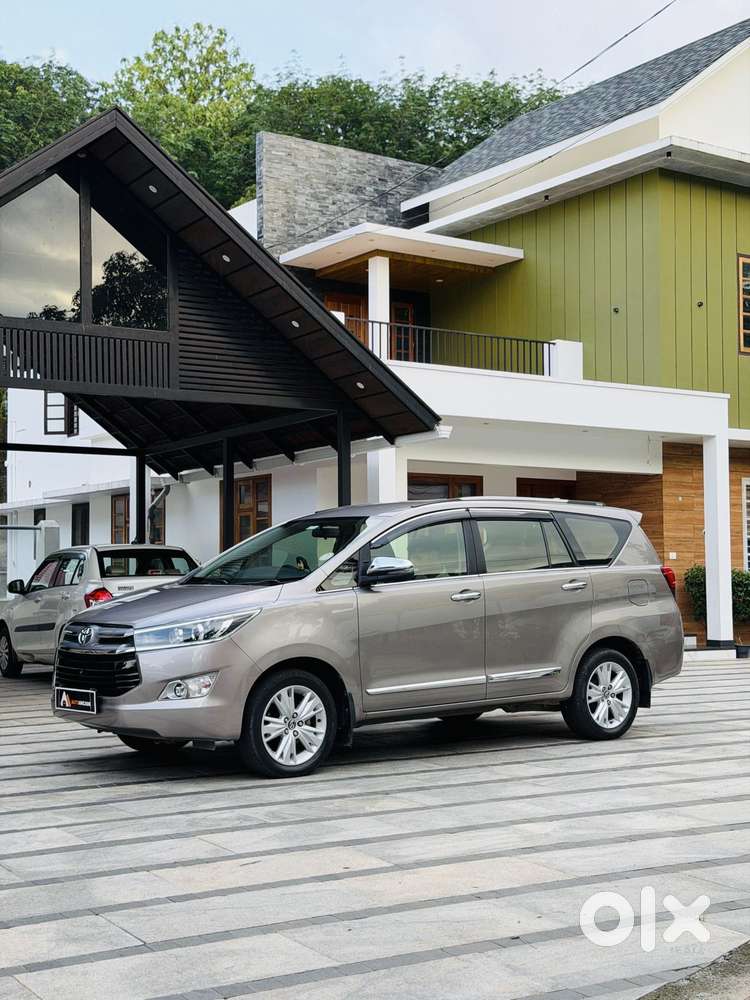 Toyota Innova Crysta 2.8z Automatic, 2018, Diesel