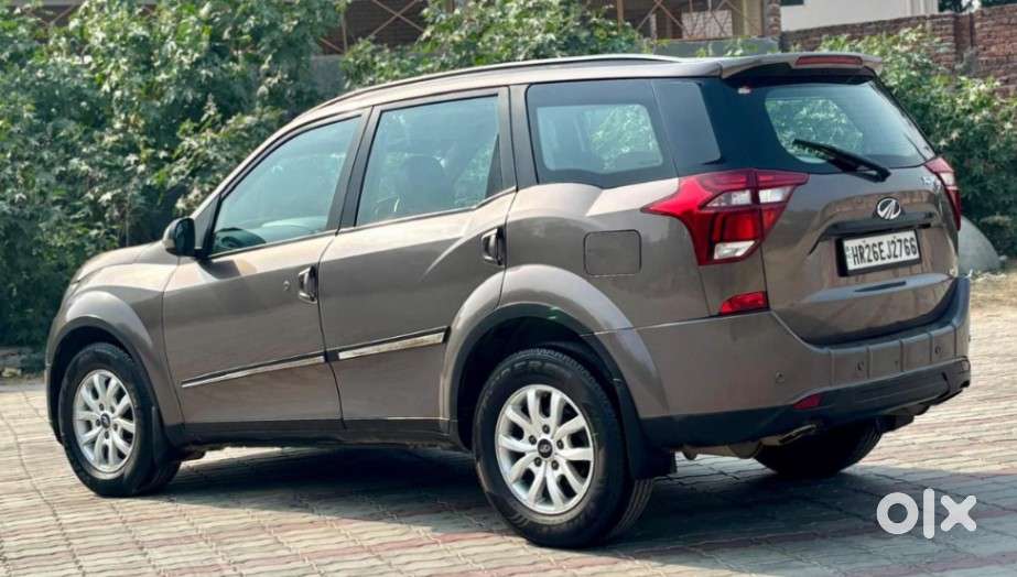 Mahindra Xuv500 W9, 2020