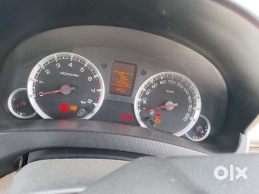 Maruti Suzuki Swift Dzire Vxi Optional, 2013, Petrol