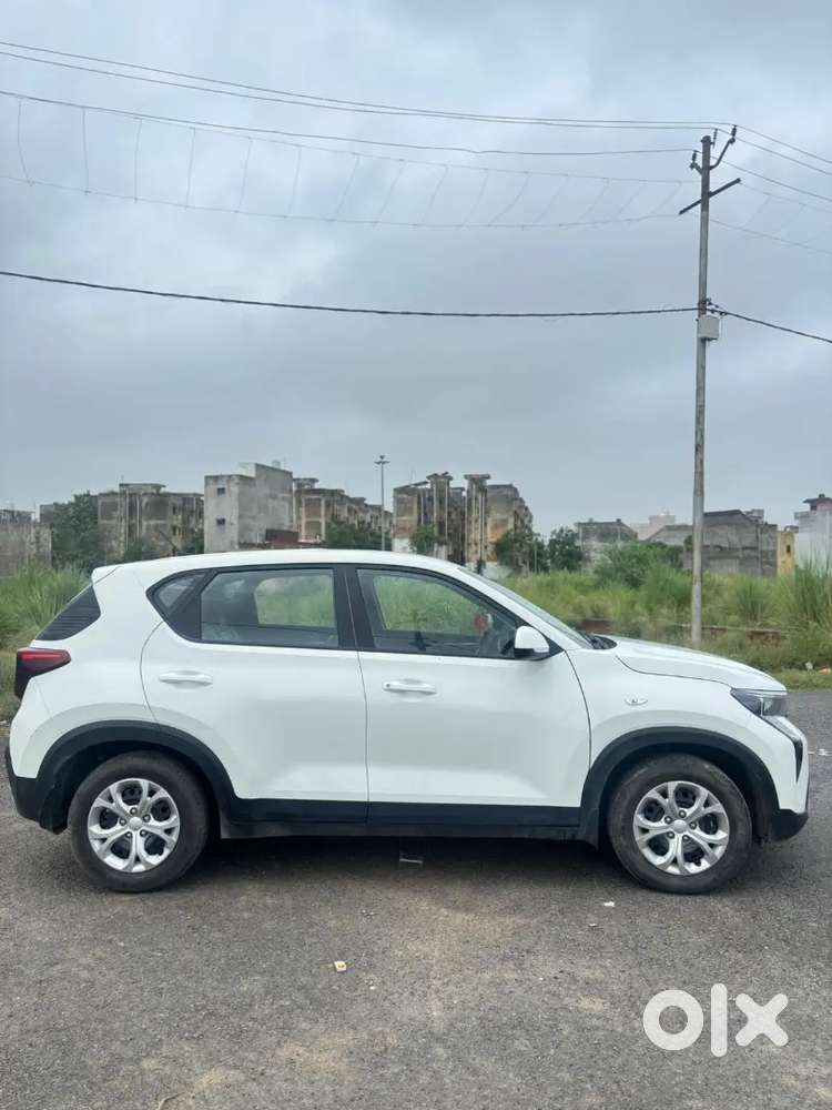 Kia Sonet Petrol Aurochs 2024