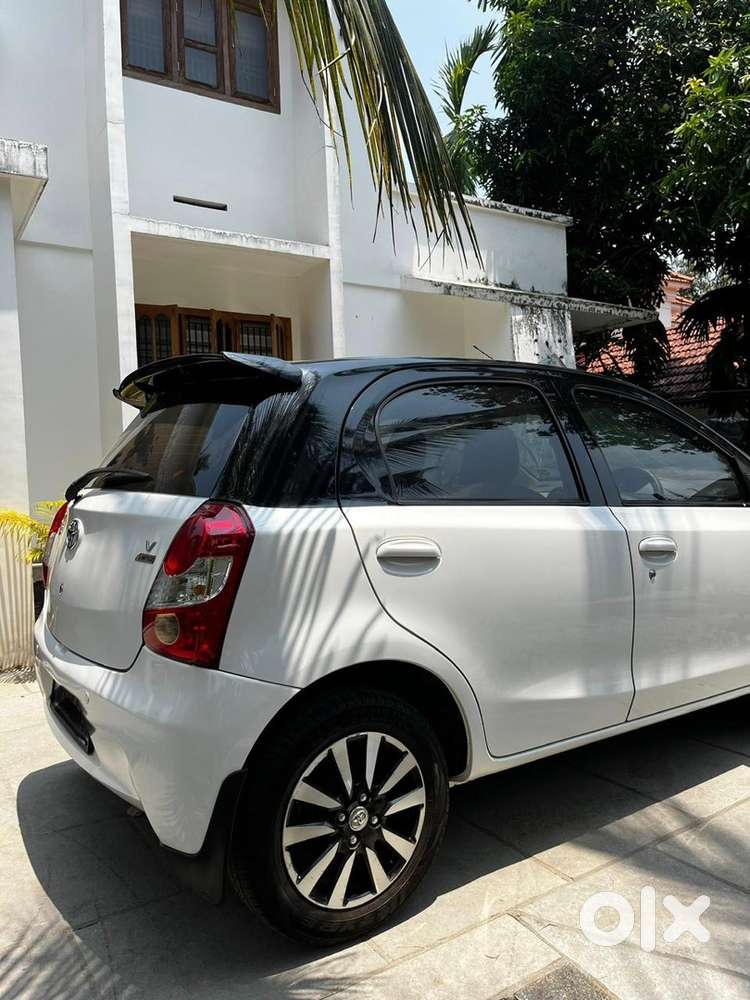 Toyota Etios Liva V Limited 2016 Model