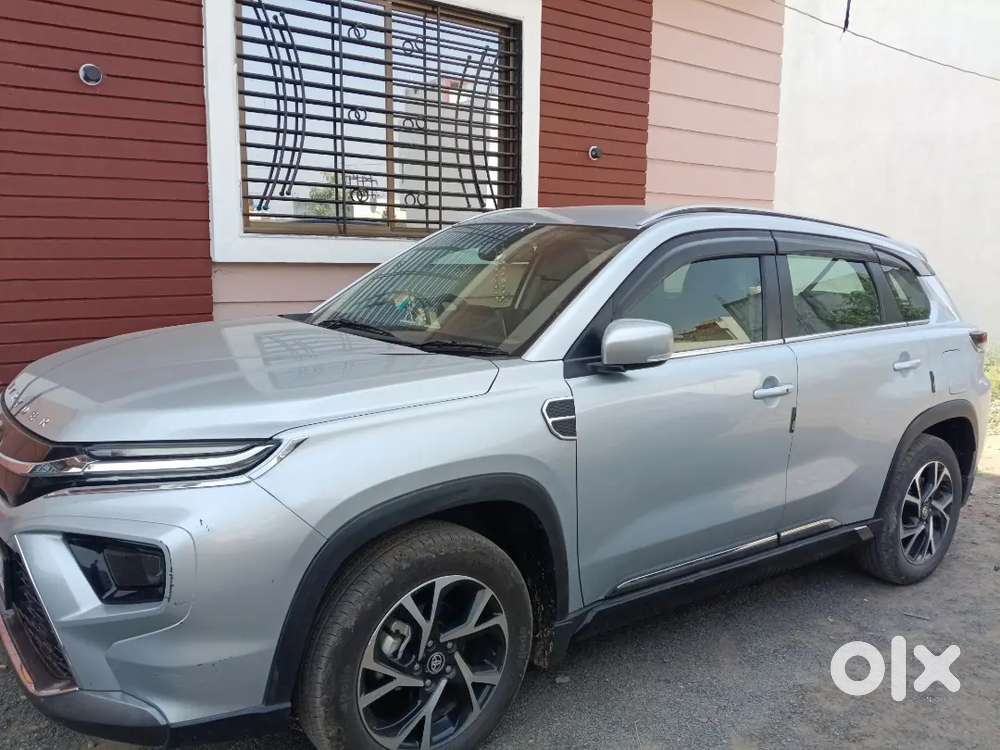 Toyota Urban Cruiser Hyryder 2023 Petrol 40000 Km Driven