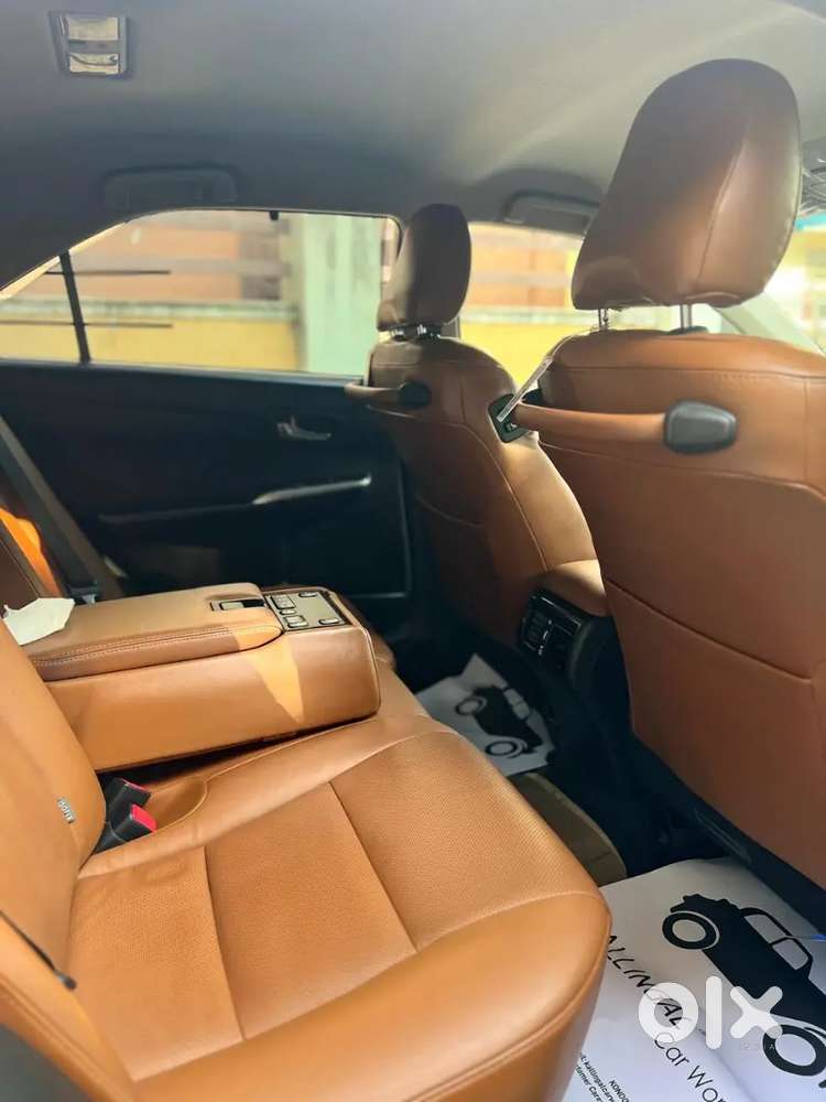 Toyota Camry 2018 Petrol Hybrid 55000 Km Driven Single Owner