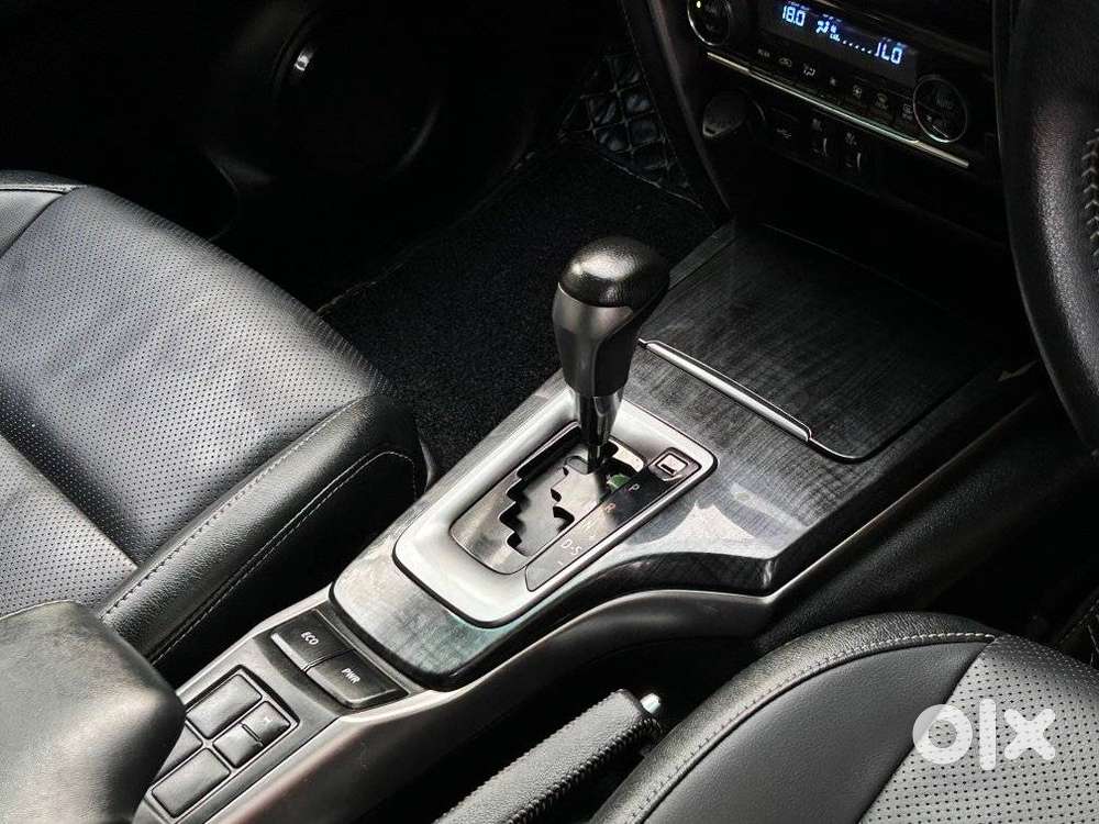 Toyota Fortuner 4x2 At 2.7 Petrol, 2024, Petrol