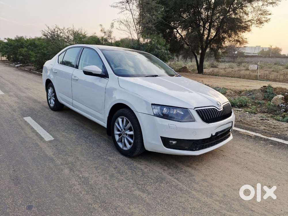 Skoda Octavia Ambition 2.0 Tdi At, 2014, Diesel
