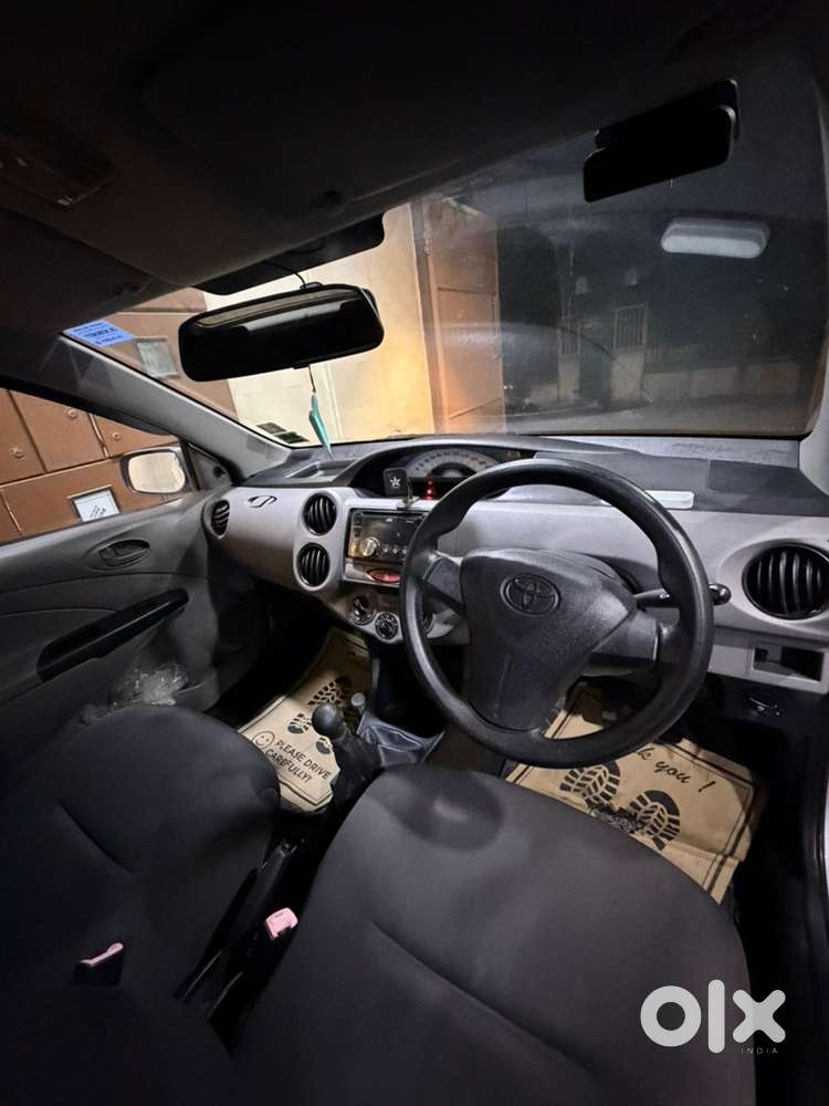 Toyota Etios Liva 2011