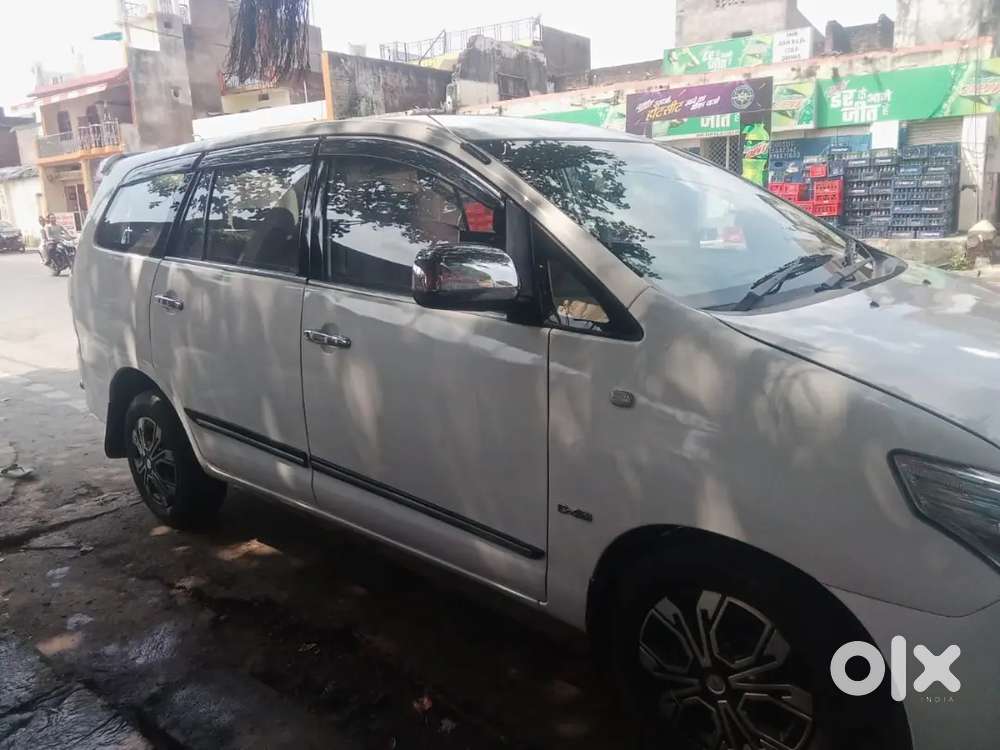 Toyota Innova 2013 Diesel Well Maintained