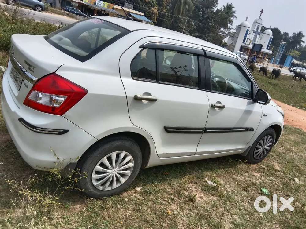 Maruti Suzuki Dzire 2015 Diesel 128000 Km Driven