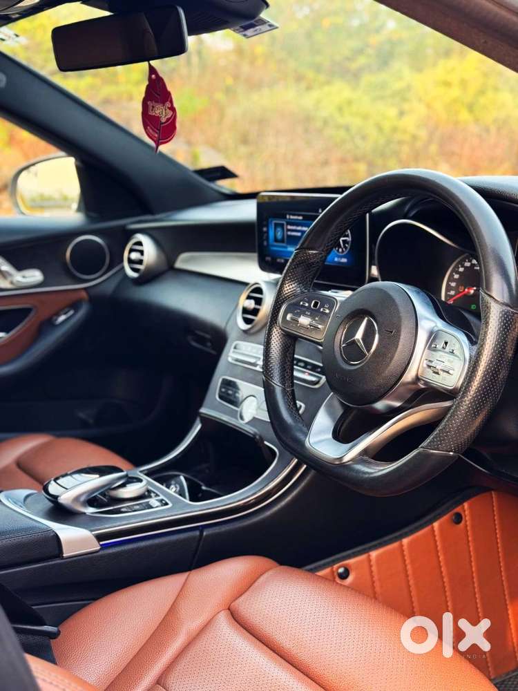 Amg ! 300d 2019 Diesel Mercedes Benz Lessrun F/loaded Newlike Beauty !