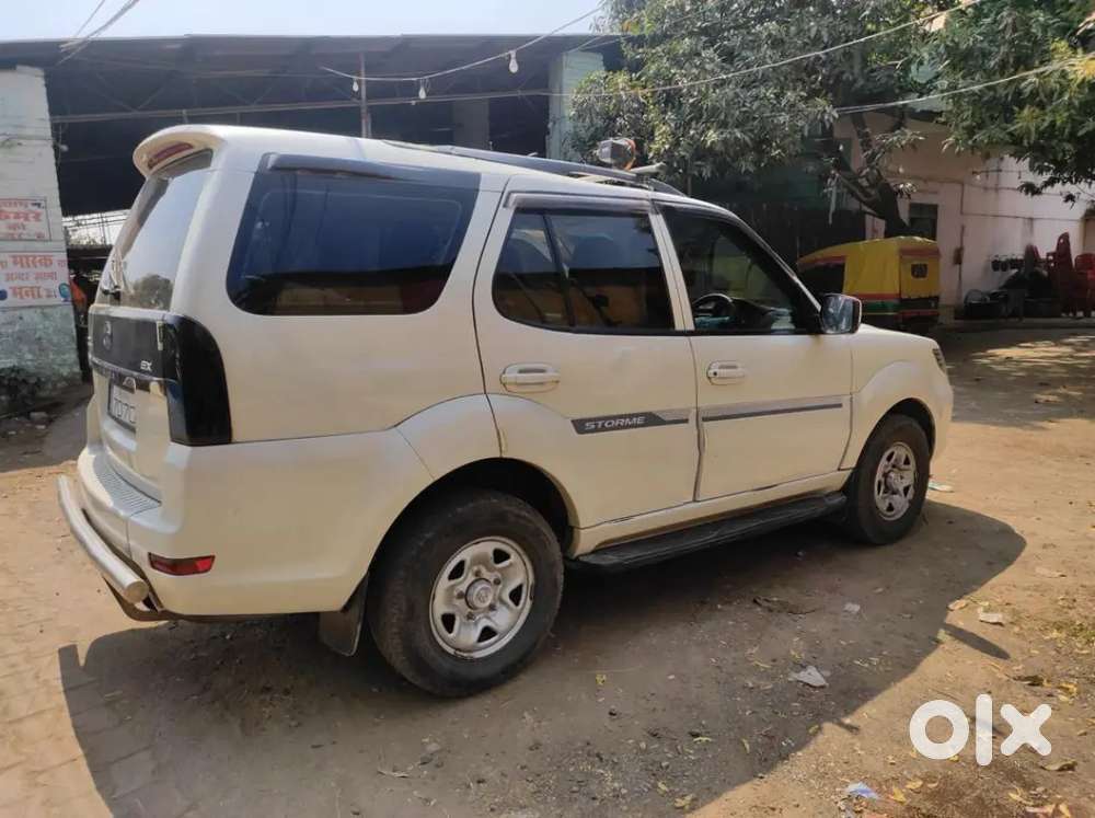 Tata Safari Storme 2014 Diesel Well Maintained