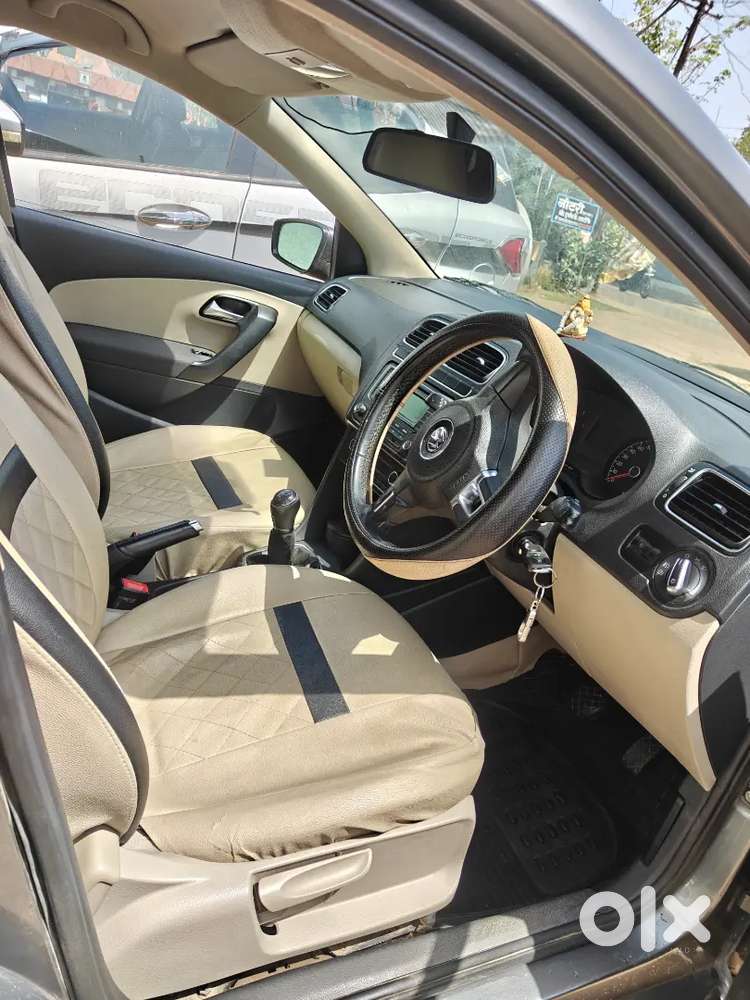 Volkswagen Polo 2013 Petrol 94000 Km Driven