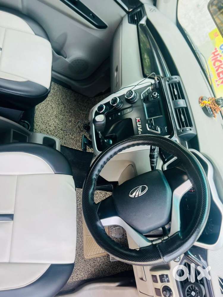 Mahindra, Kuv 100 2016