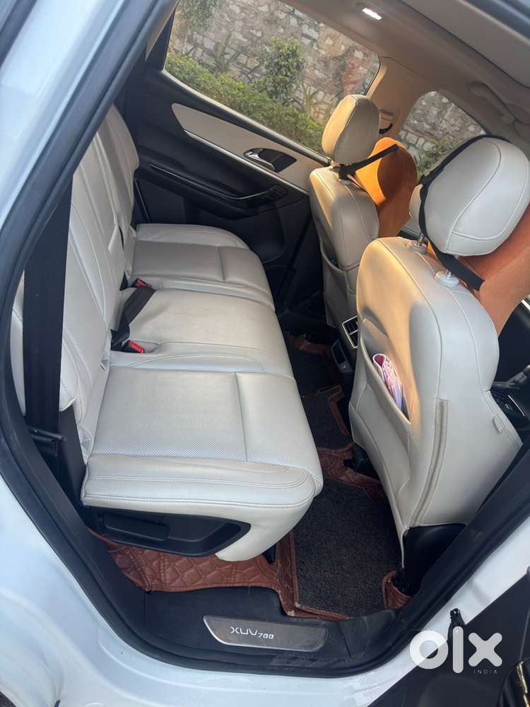 Mahindra Xuv700 2022 Full Top End  Well Maintained Good Condition