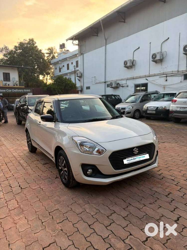 Maruti Suzuki Swift Vxi + Manual, 2020, Petrol