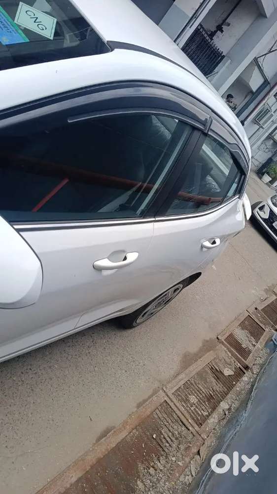 Hyundai Aura 2025 Cng & Hybrids 22000 Km Driven