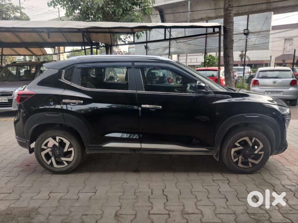 Nissan Magnite 1.0 Xv Premium, 2021, Petrol