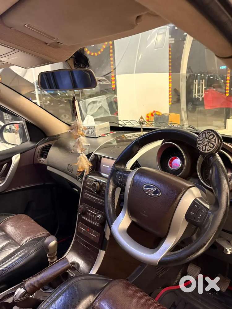 Mahindra Xuv500 2015