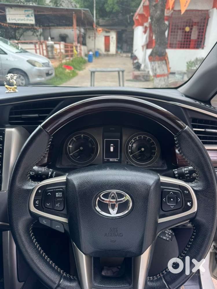 Toyota Innova Crysta 2022 Diesel Manual