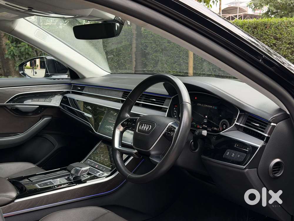 Audi A8 L Celebration Edition, 2023, Petrol