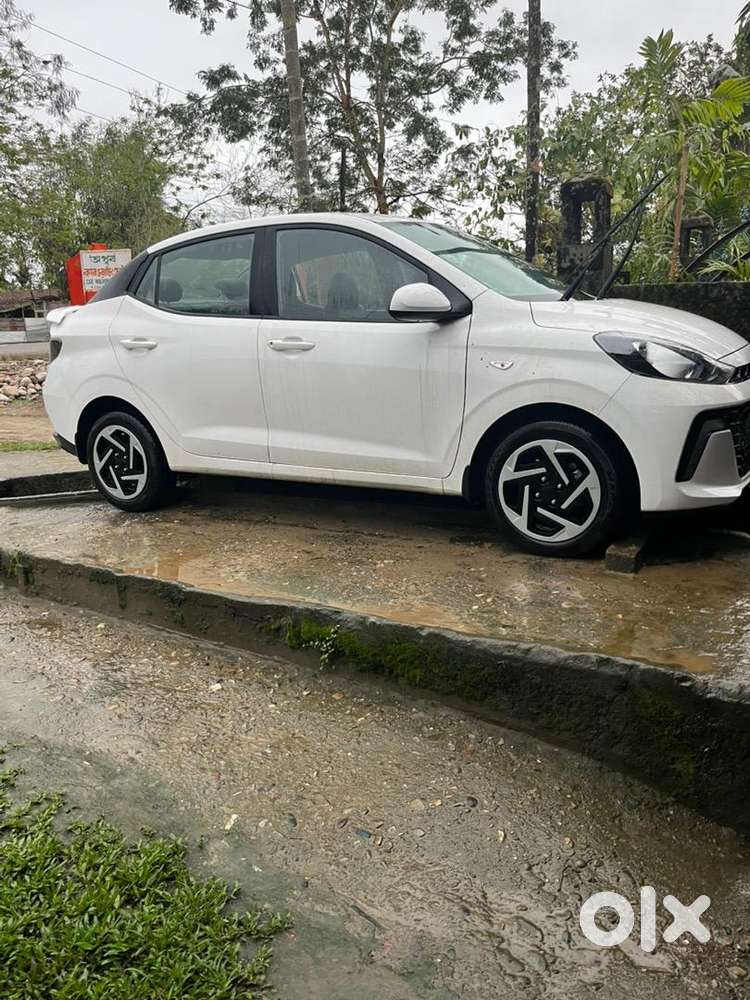 Hyundai Aura 2024 Petrol 37000 Km Driven