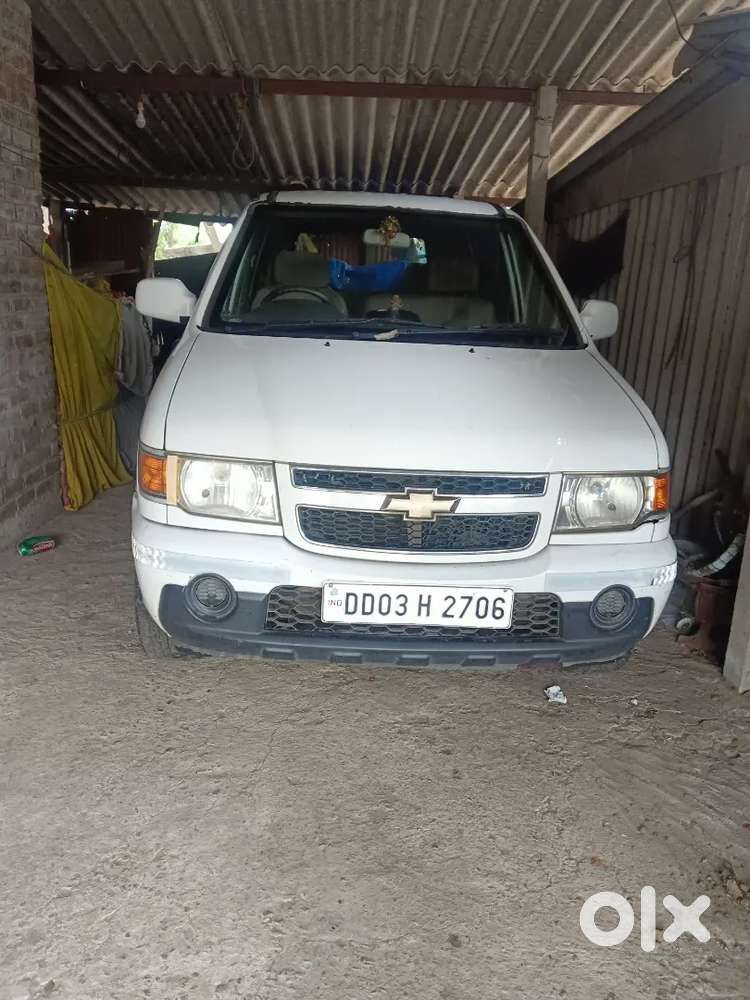 Chevrolet Tavera Neo 2015