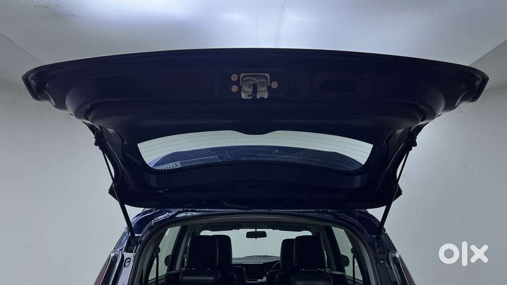 Maruti Suzuki Xl6 1.5 Alpha Plus Mt, 2022, Petrol