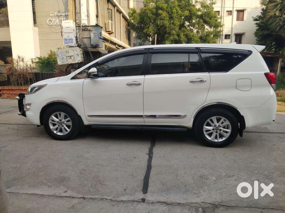 Toyota Innova Crysta 2.8 Gx Automatic 7 Str, 2017, Diesel