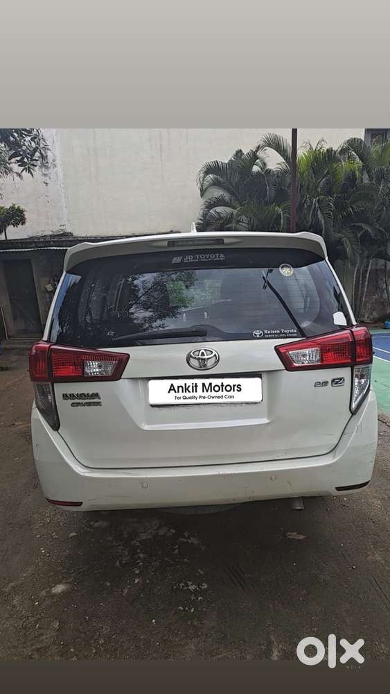 Toyota Innova Crysta 2.8 Zx At 7 Seater, 2017, Diesel