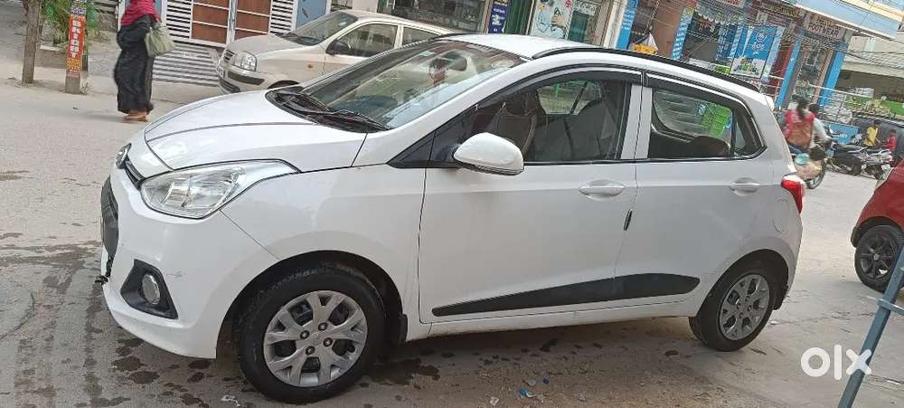 Hyundai Grand I10 2016 Petrol 88350 Km Driven