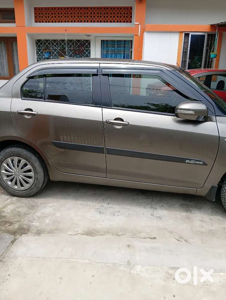 Maruti Suzuki Dzire 1.2 2016