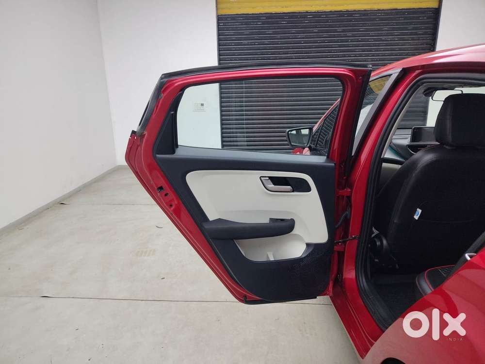 Tata Altroz Xz Plus (s) Diesel, 2023, Diesel