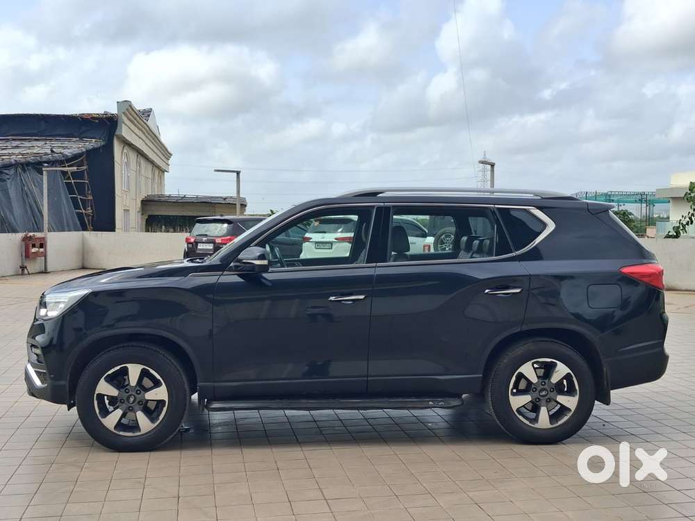Mahindra Alturas G4 4wd At, 2021, Diesel