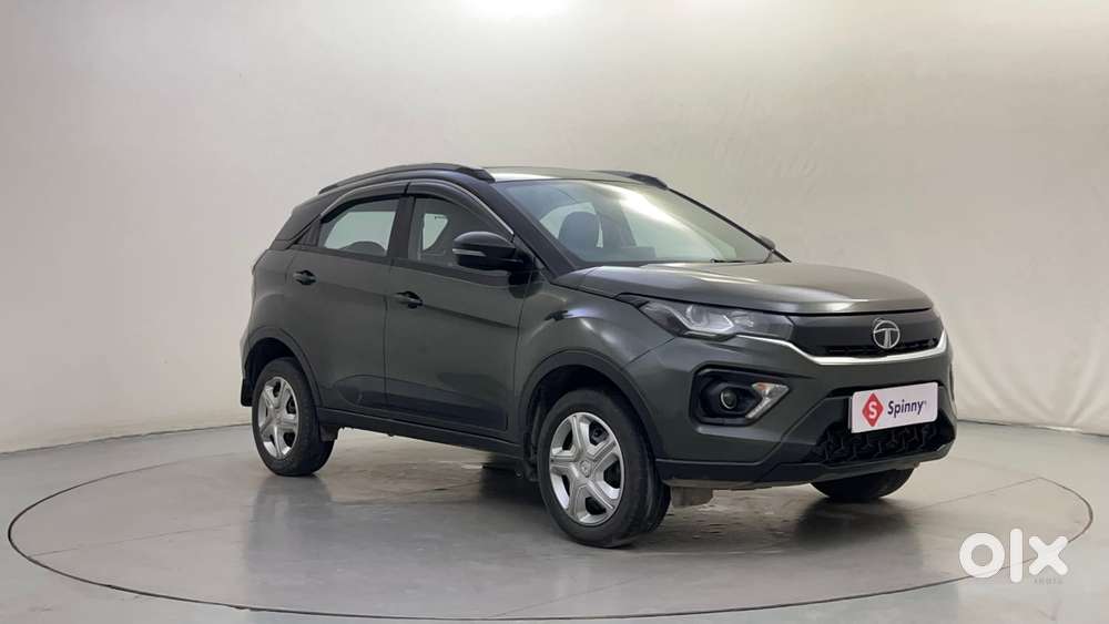 Tata Nexon 1.2 Revotron Xma Amt (s), 2022, Petrol