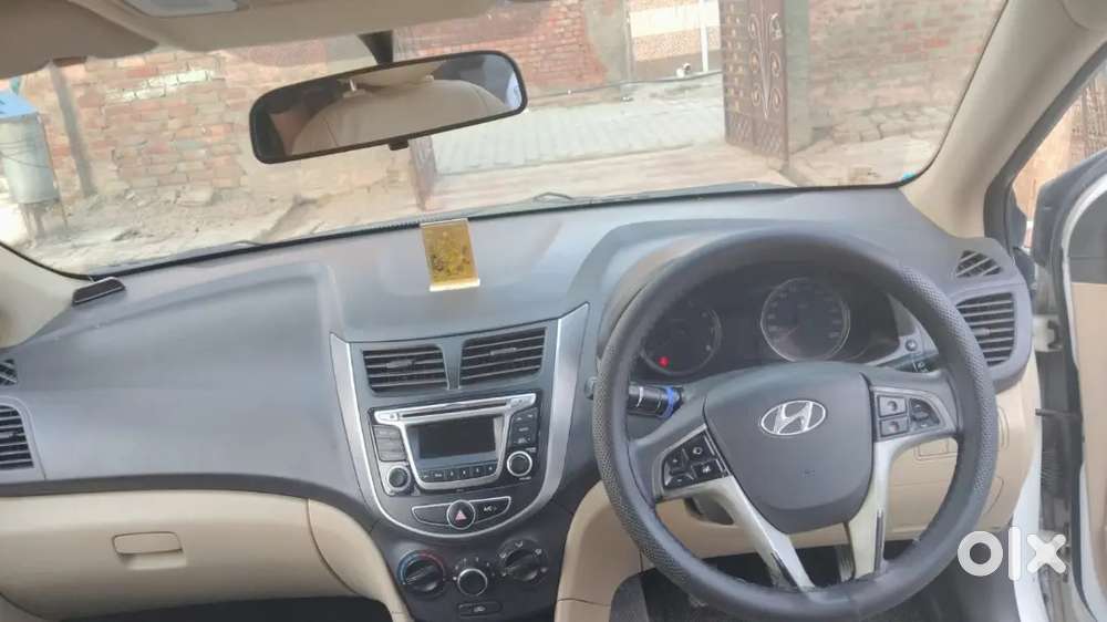 Hyundai Verna 2015 Petrol A One Condition 77000 Km Driven