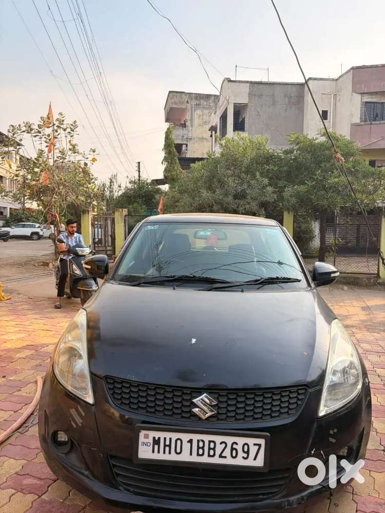 Maruti Suzuki Swift 2012 With Manual Transmission