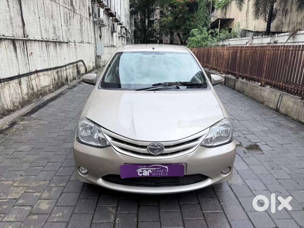 Toyota Etios 1.5 V, 2013, Petrol