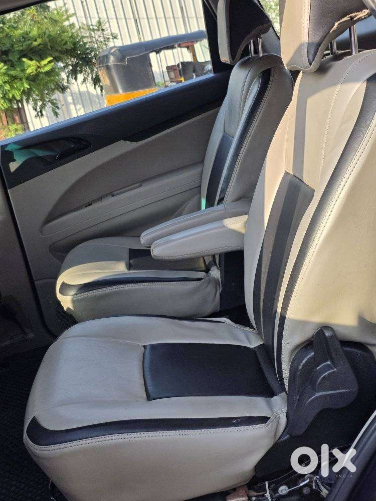 Mahindra Marazzo M4, 2020, Diesel