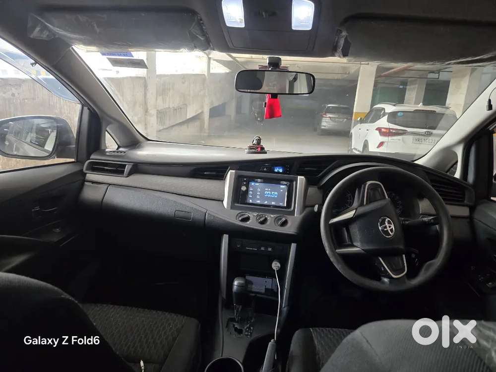 Toyota Innova Crysta 2016 Petrol Well Maintained