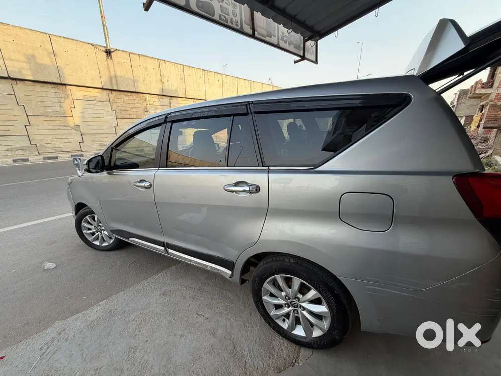 Toyota Innova Crysta 2018 Diesel Manual