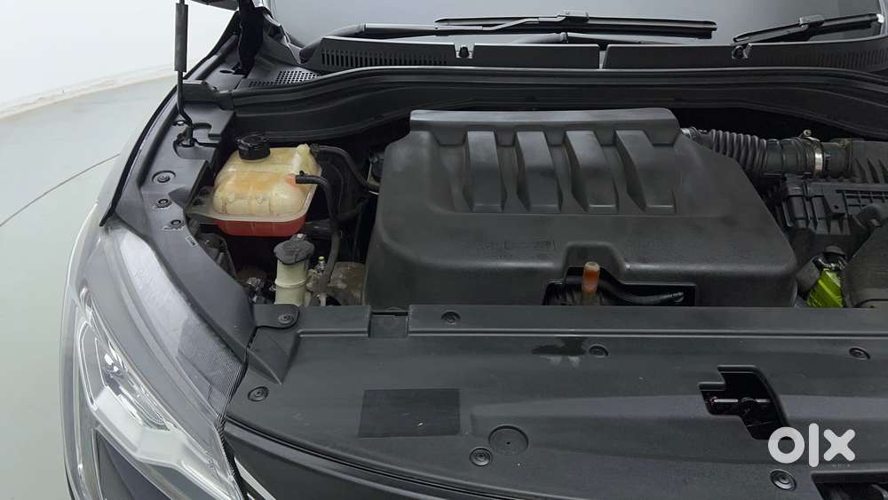 Mahindra Xuv700 2.0 Ax 7 Petrol At Luxury Pack Str, 2022, Petrol