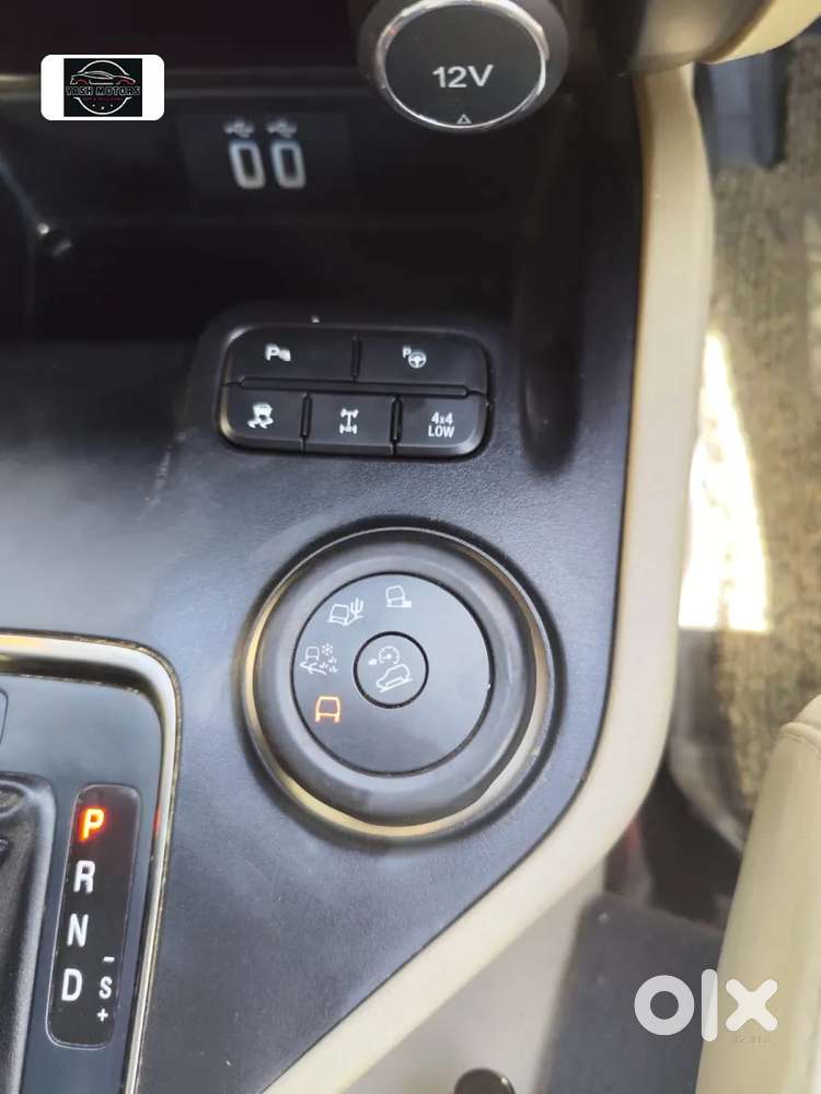 Ford Endeavour 3.2 Titanium At 4x4, 2017, Diesel