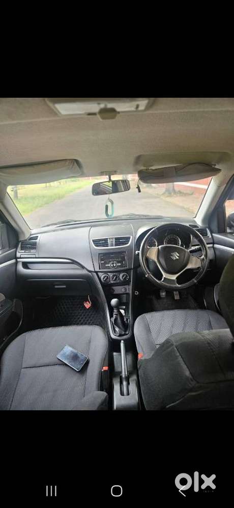Maruti Suzuki Swift Vxi Bsiv, 2013, Petrol